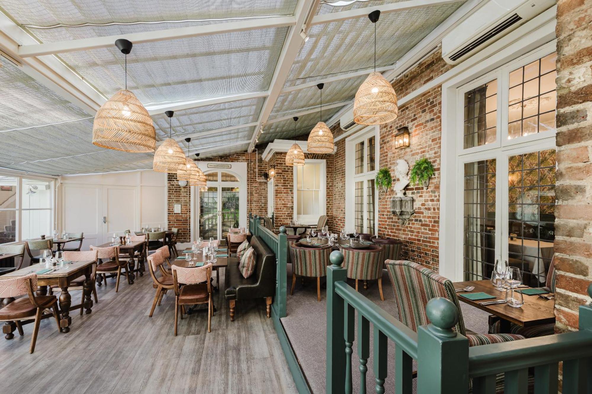 Winchester Royal Hotel Экстерьер фото
