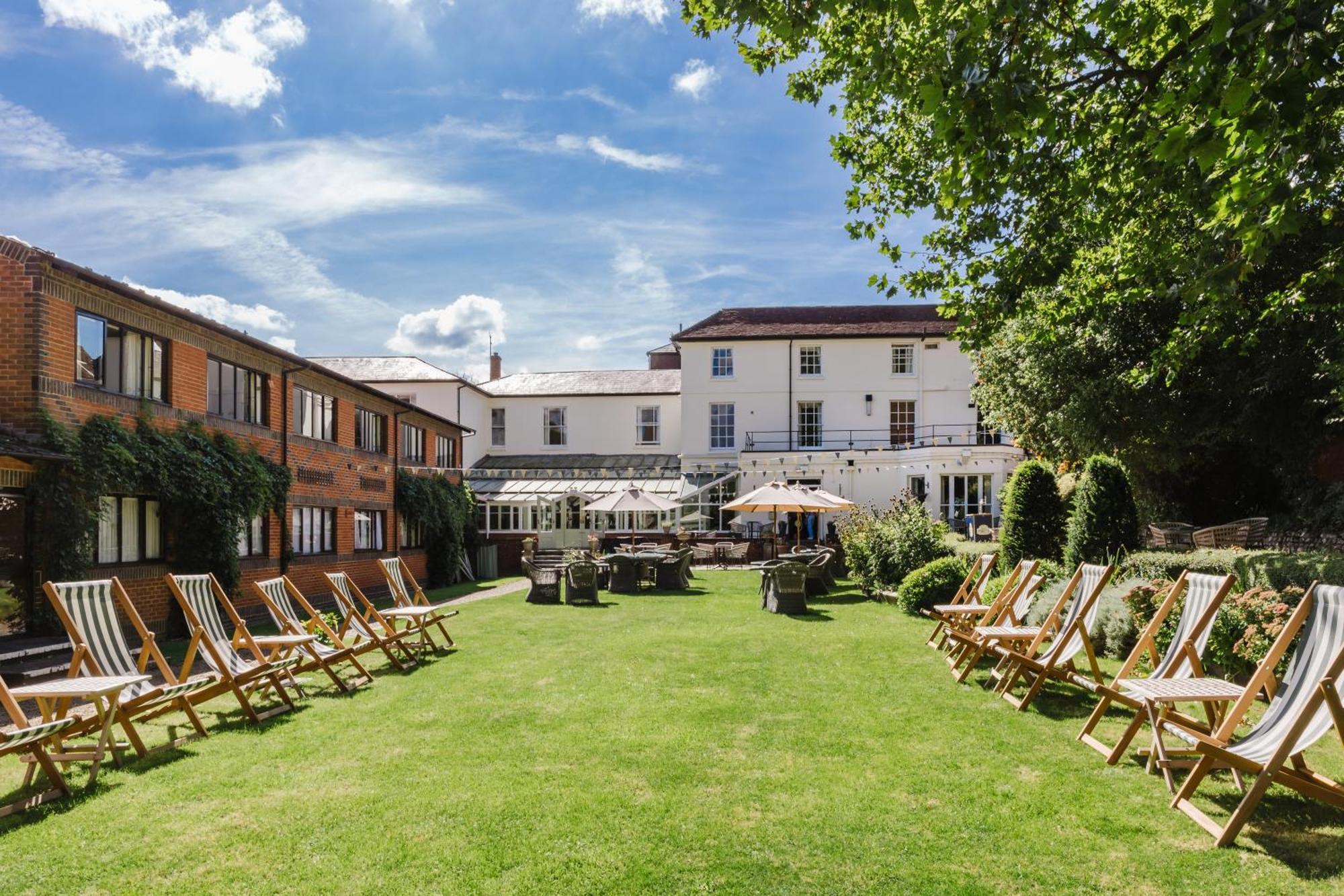 Winchester Royal Hotel Экстерьер фото