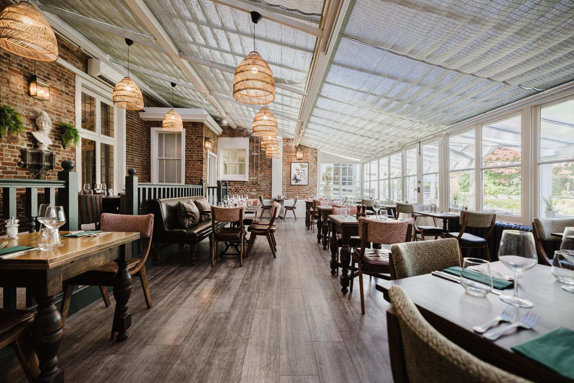 Winchester Royal Hotel Экстерьер фото