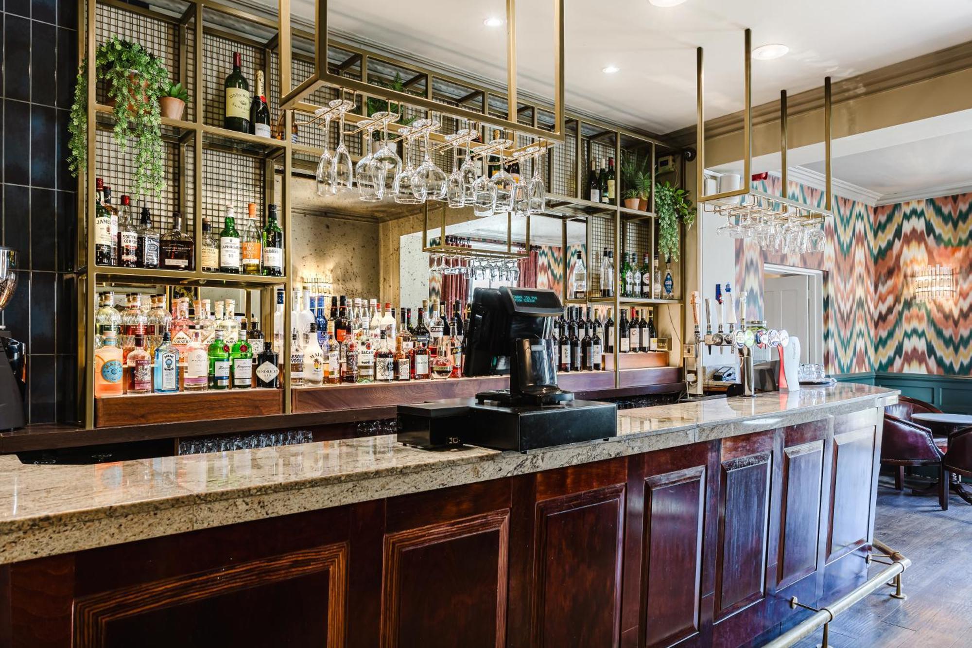 Winchester Royal Hotel Экстерьер фото