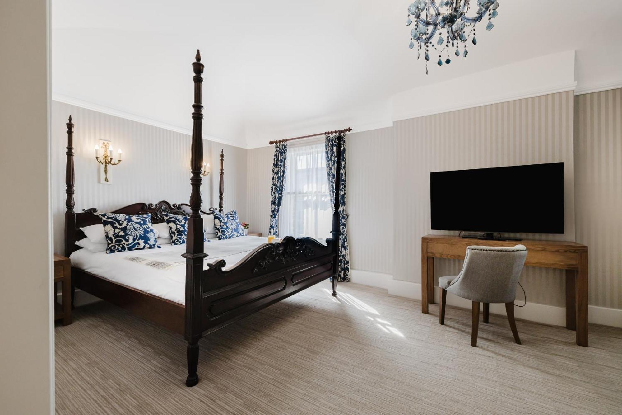 Winchester Royal Hotel Экстерьер фото