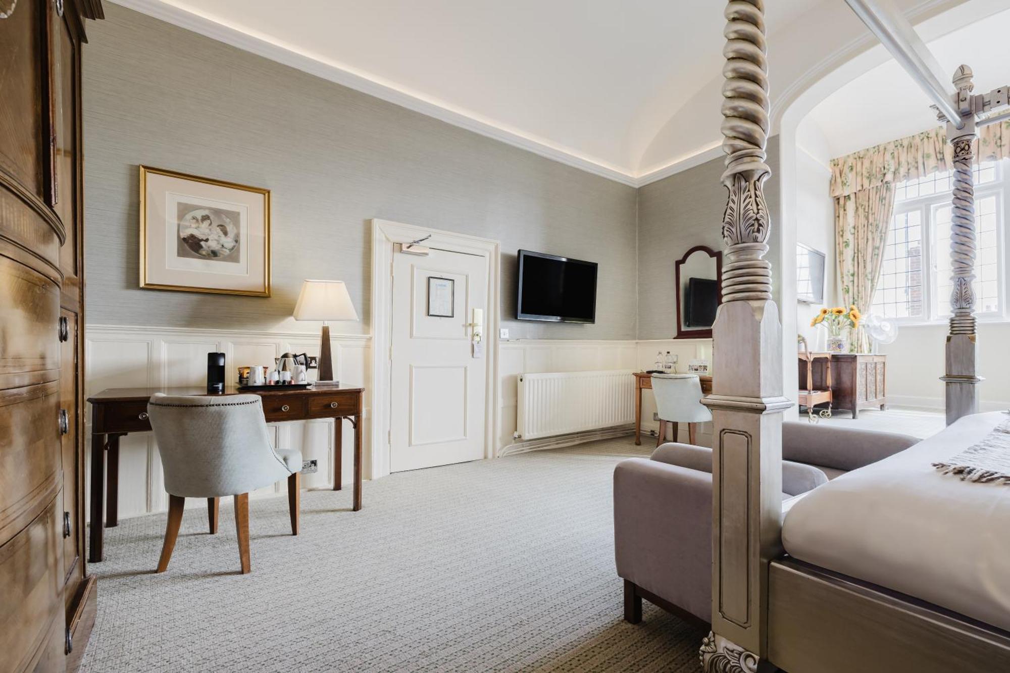 Winchester Royal Hotel Экстерьер фото