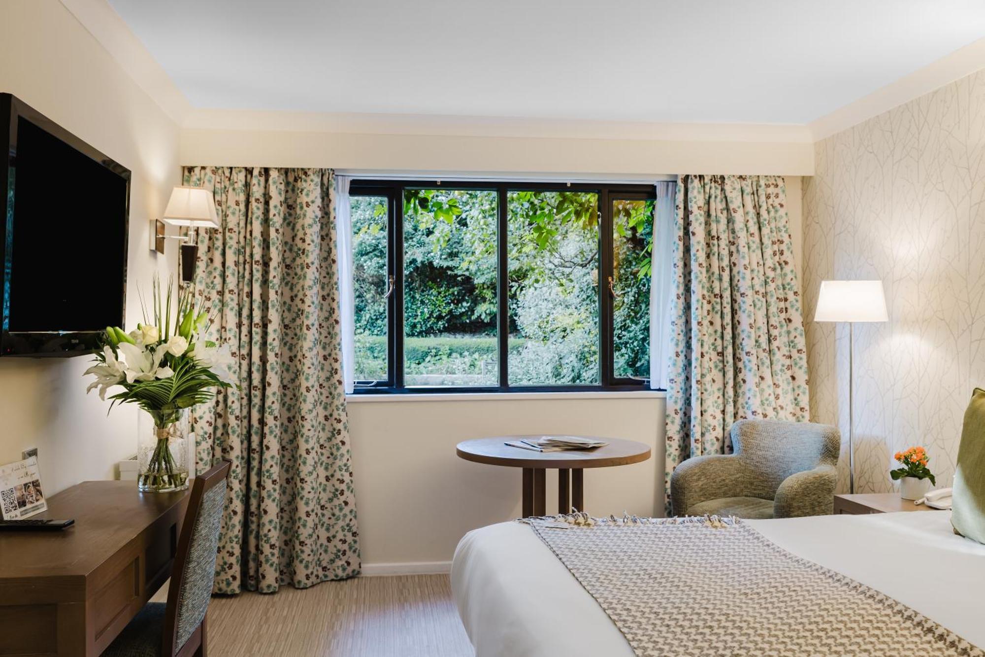 Winchester Royal Hotel Экстерьер фото