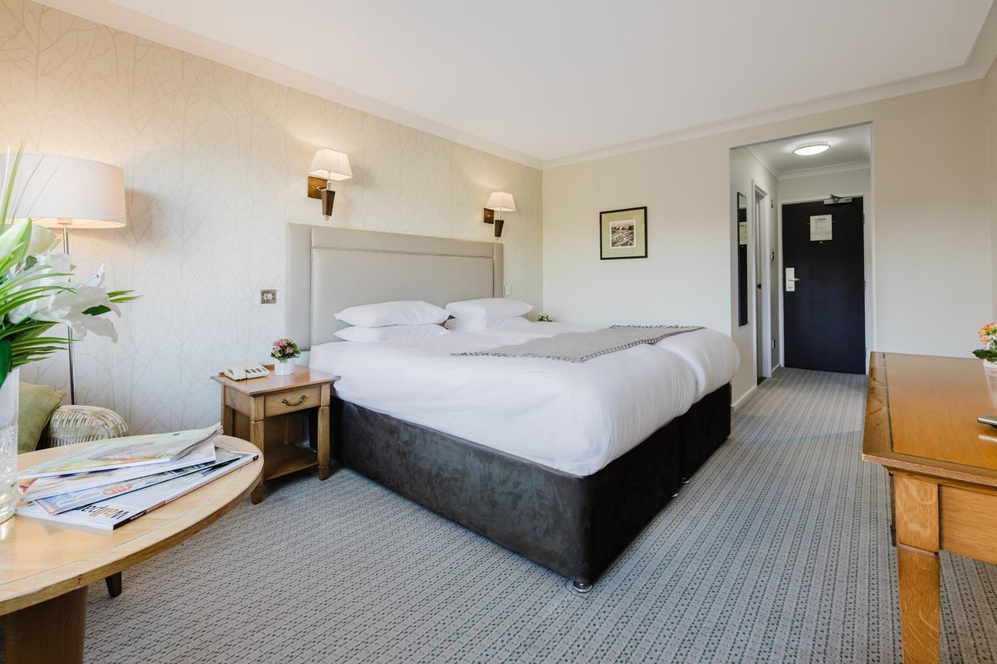 Winchester Royal Hotel Экстерьер фото