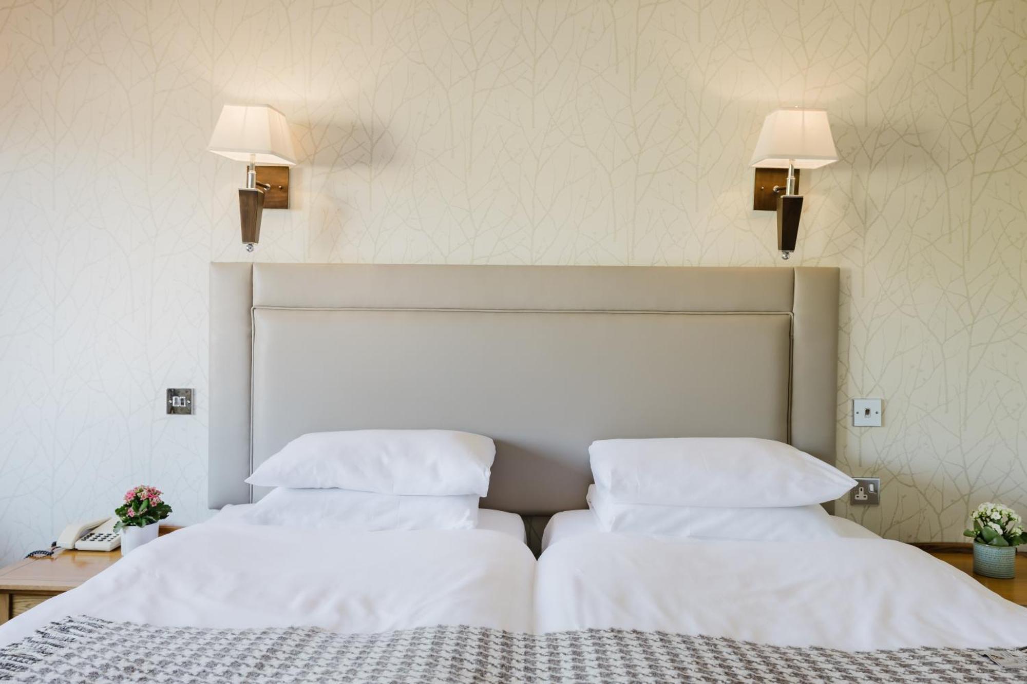 Winchester Royal Hotel Экстерьер фото